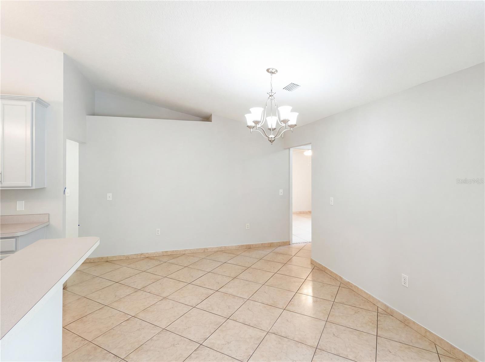 DELTONA LAKES UN 09 - Residential