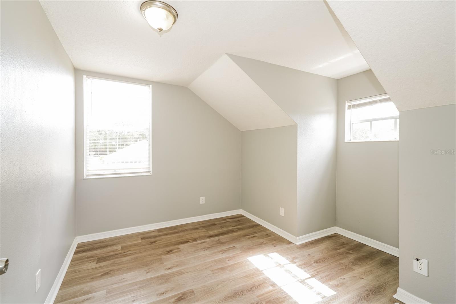 HARBOR OAKS I - Residential
