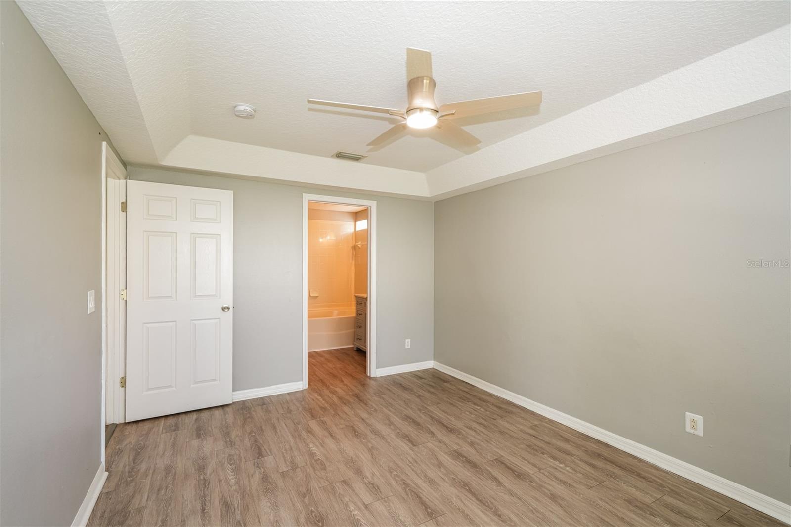 HARBOR OAKS I - Residential