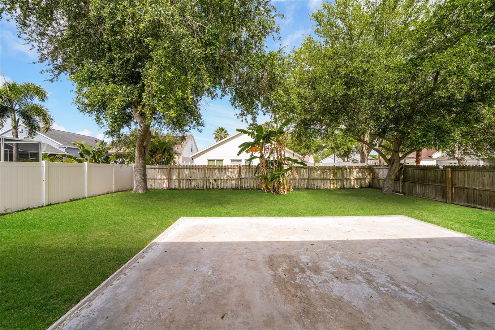HARBOR OAKS I - Residential