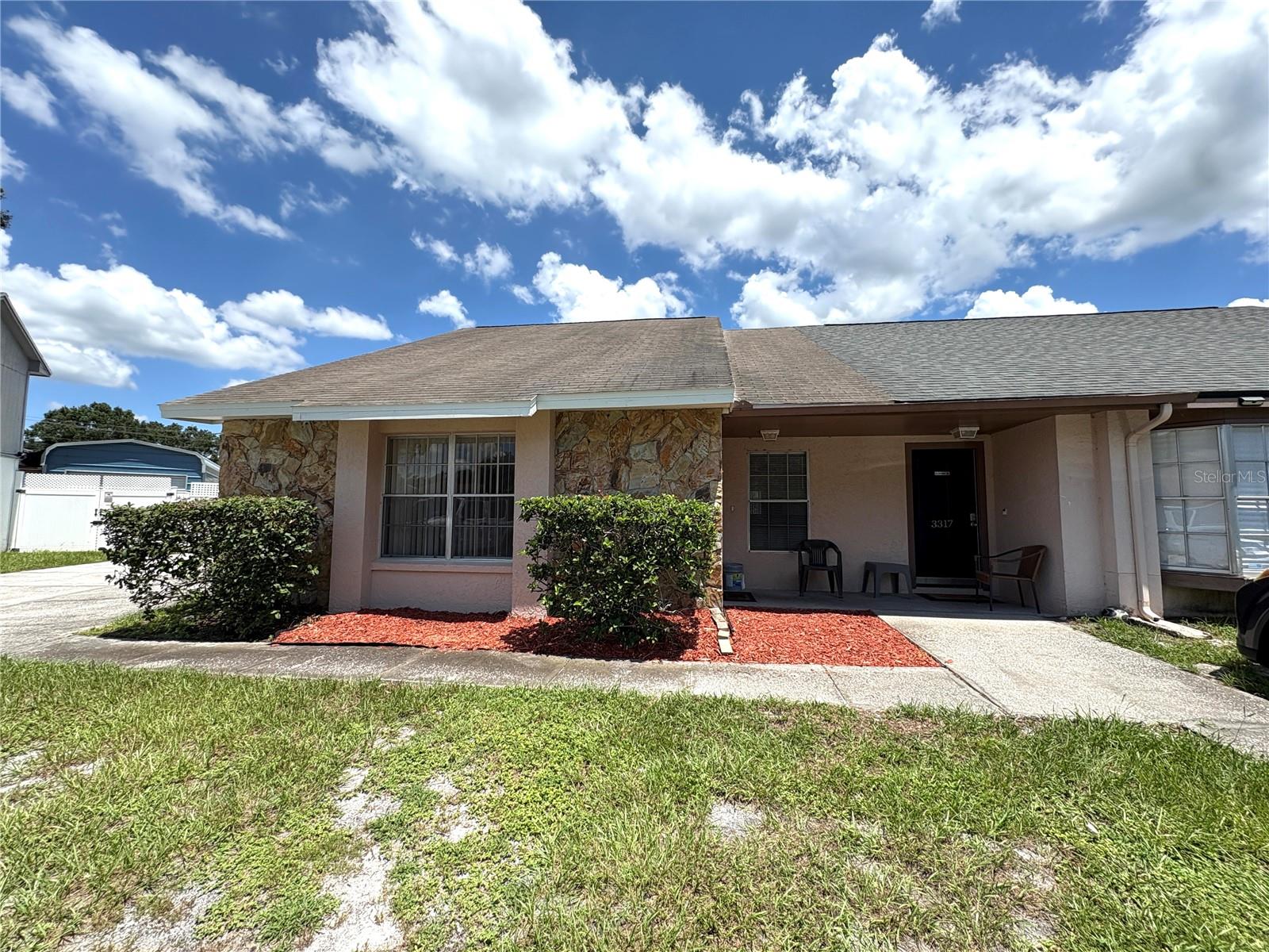 Charming single-family home featuring 3 bedrooms and 2 bathrooms, brand new carpet, and fresh interior paint. The home offers a spacious living area, a well-equipped kitchen, and a laundry room with washer/dryer hookups. Enjoy a large backyard, perfect for relaxing or entertaining.