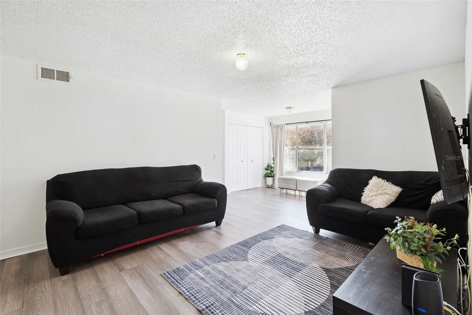 RESIDENCES/MILLENIA - Residential