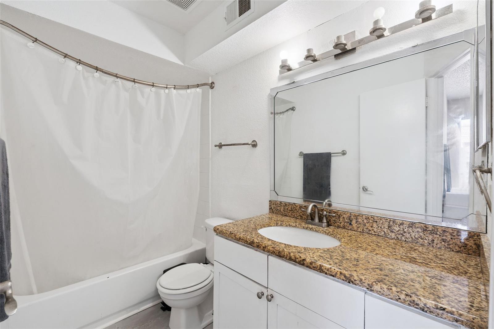 RESIDENCES/MILLENIA - Residential