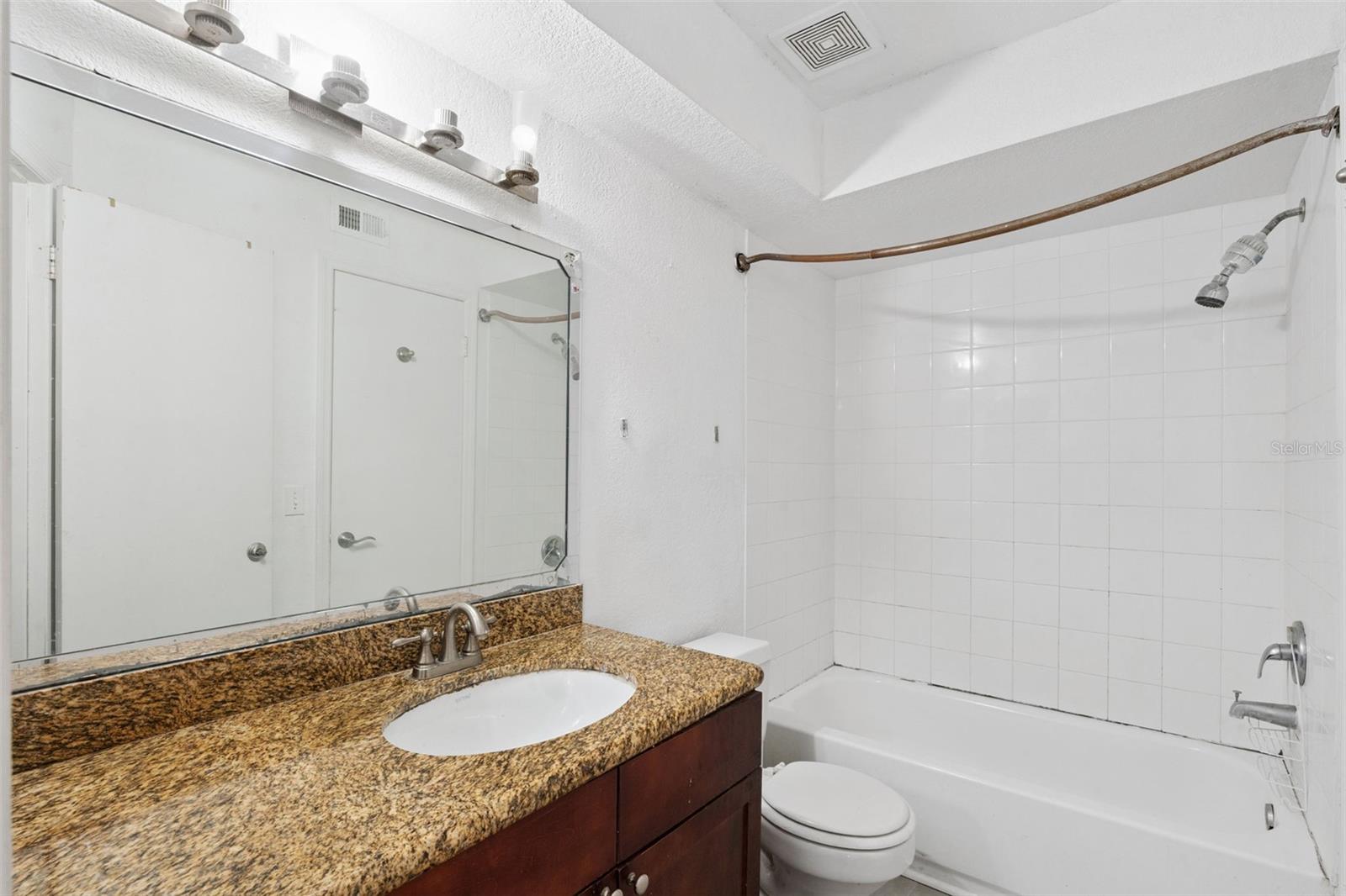 RESIDENCES/MILLENIA - Residential