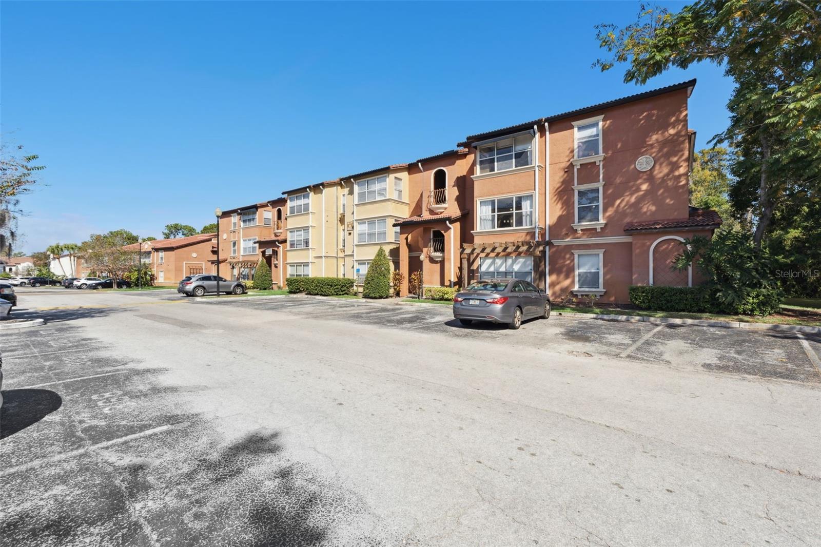 RESIDENCES/MILLENIA - Residential