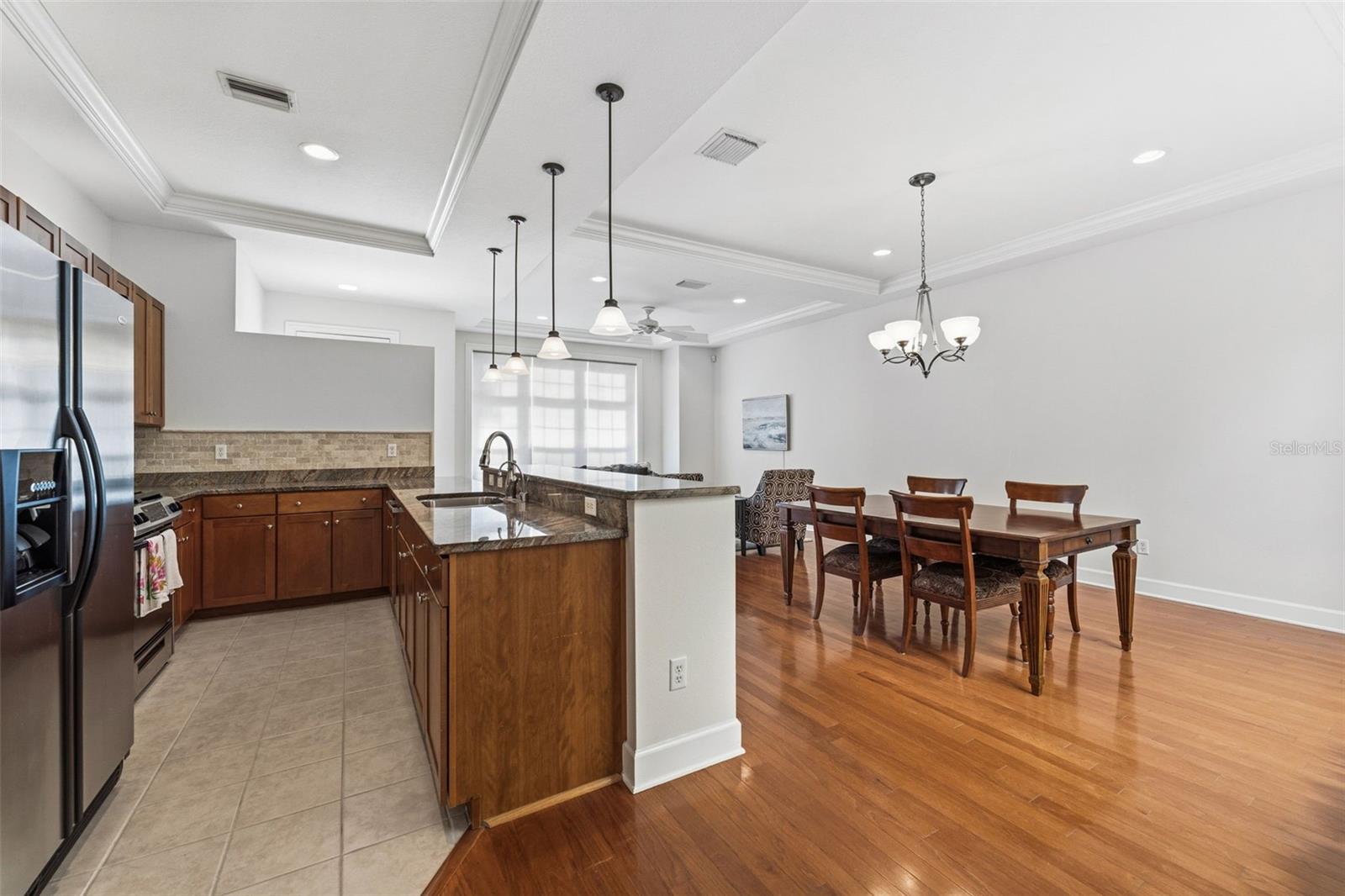 MIRBELLA TWNHMS - Residential