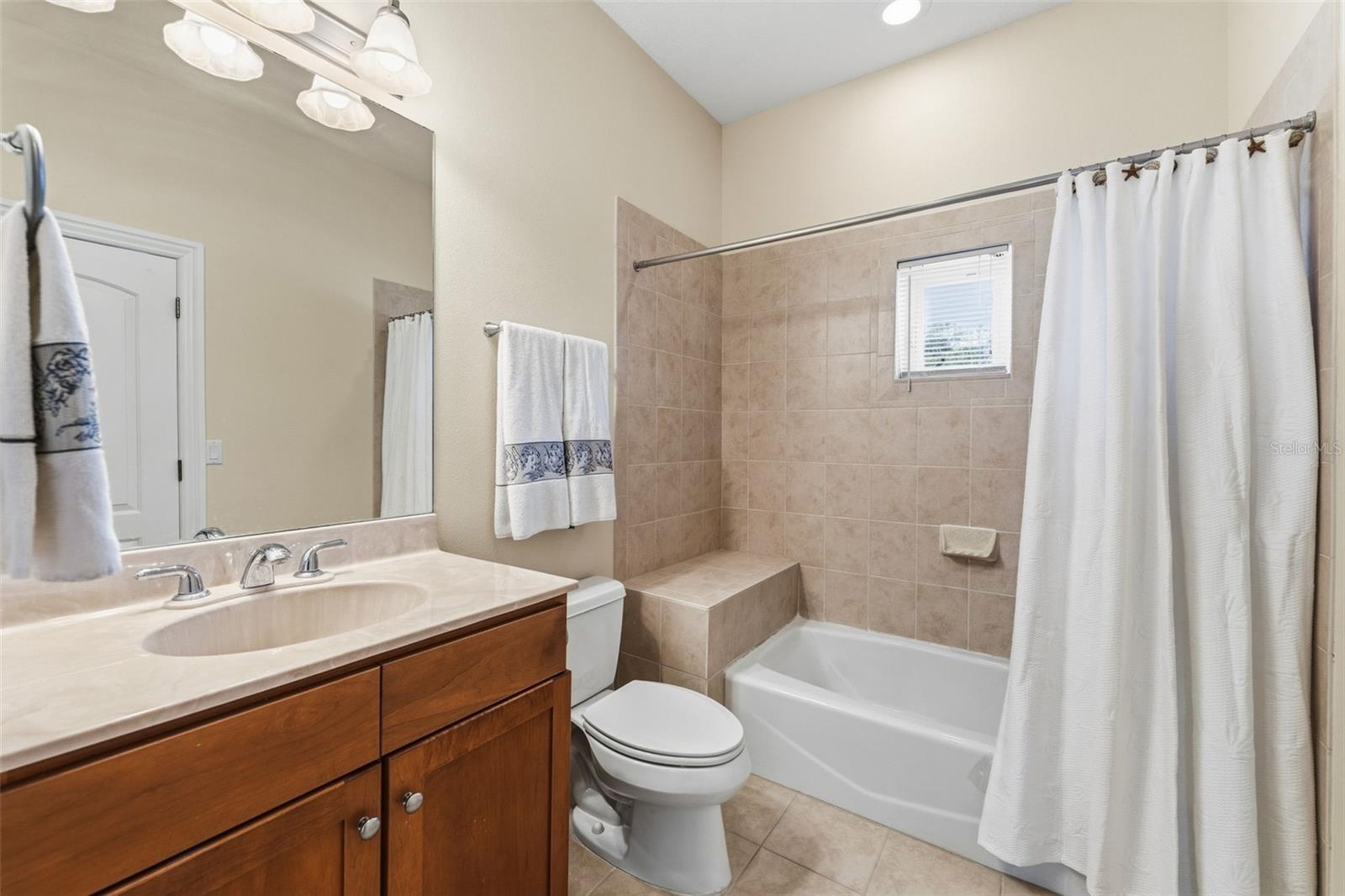 MIRBELLA TWNHMS - Residential