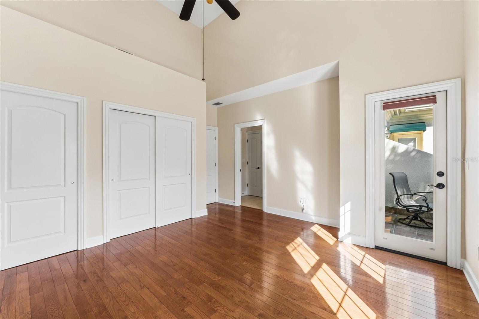 MIRBELLA TWNHMS - Residential