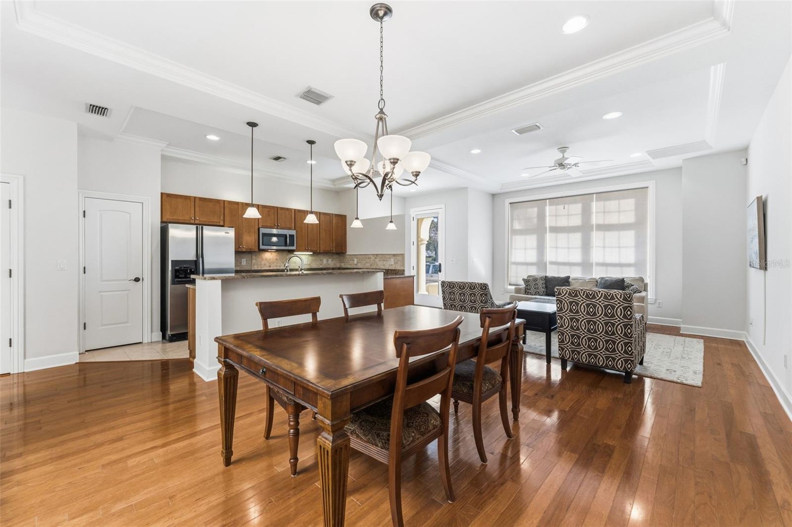 MIRBELLA TWNHMS - Residential