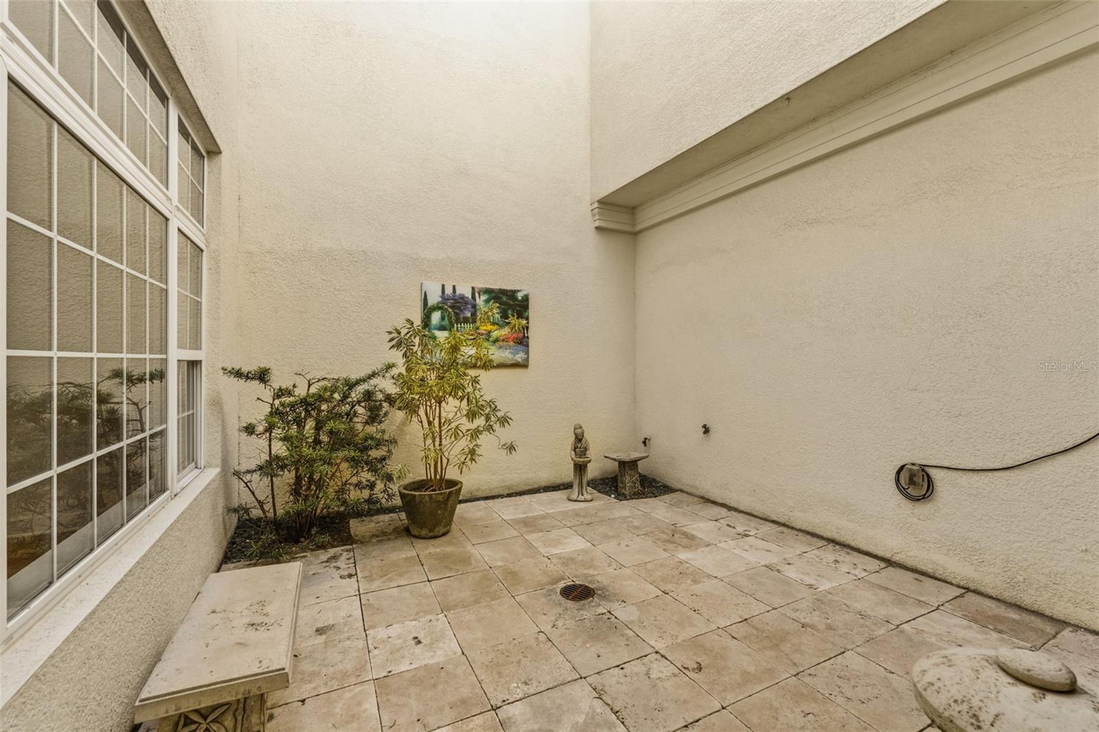 MIRBELLA TWNHMS - Residential