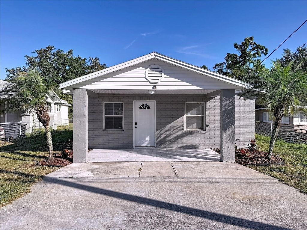 Photo of 2408 E Magnolia Street, Lakeland, FL 33801 (MLS # S5140440)