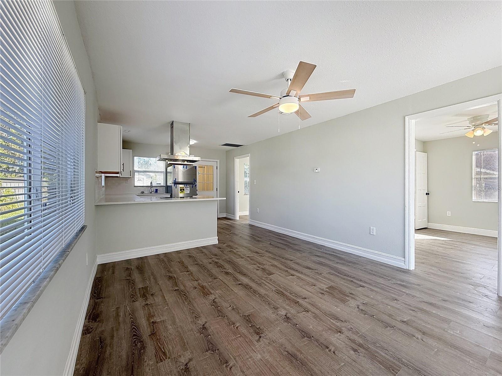 COUNTRY CLUB ESTATE SUB - Residential Lease