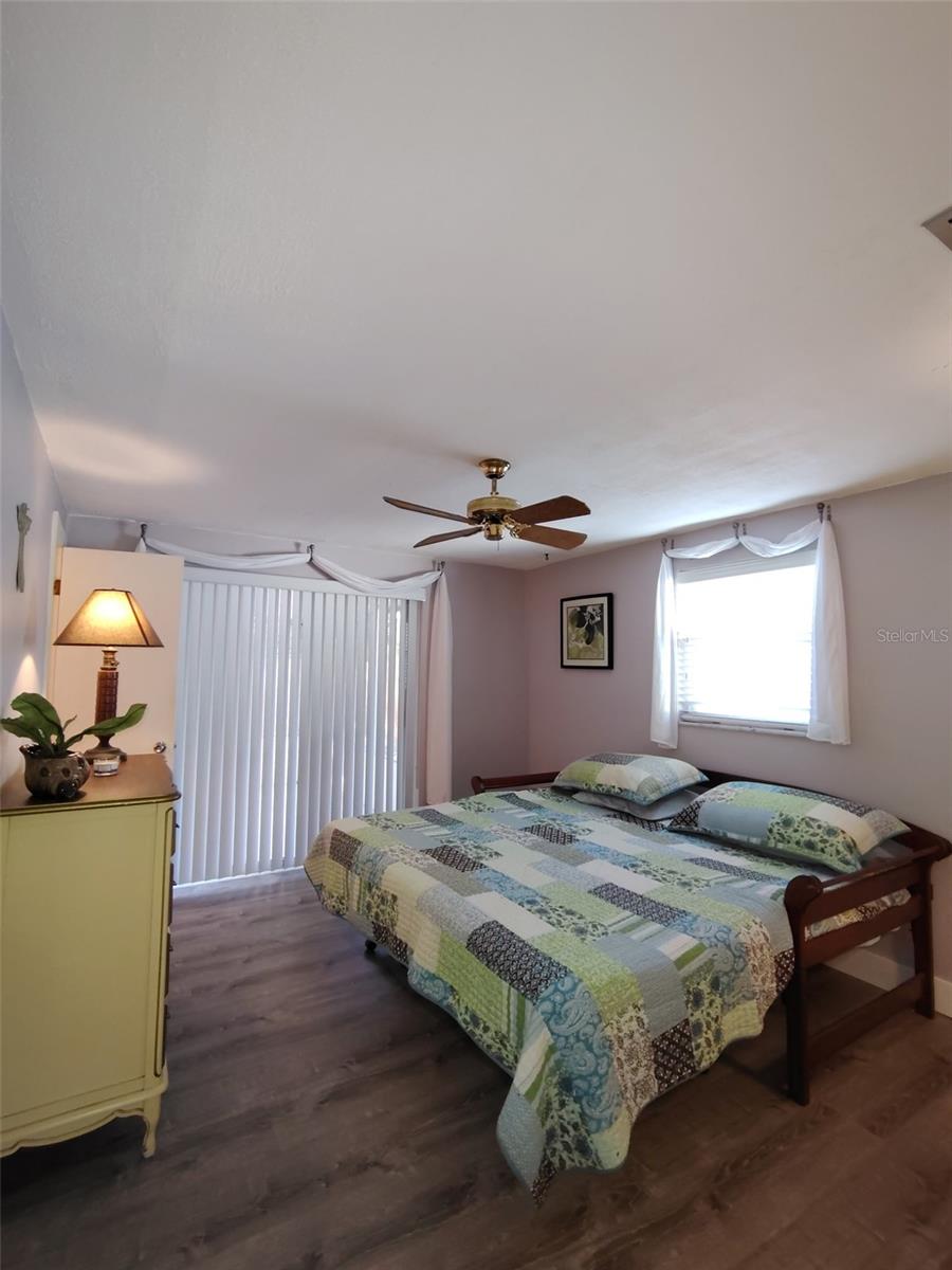 BEACON SQUARE - Residential