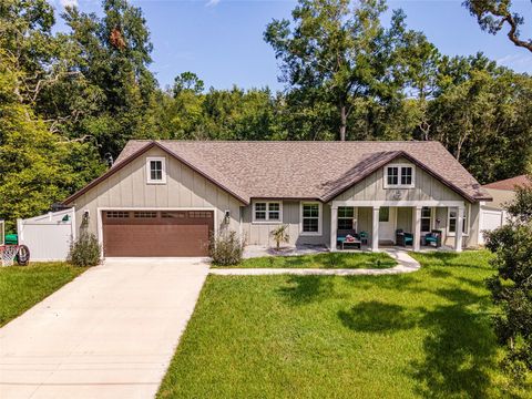 A home in CITRUS SPRINGS