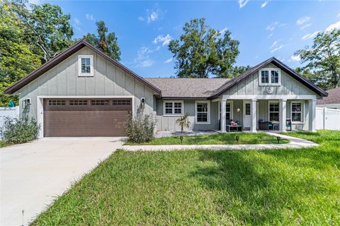 A home in CITRUS SPRINGS