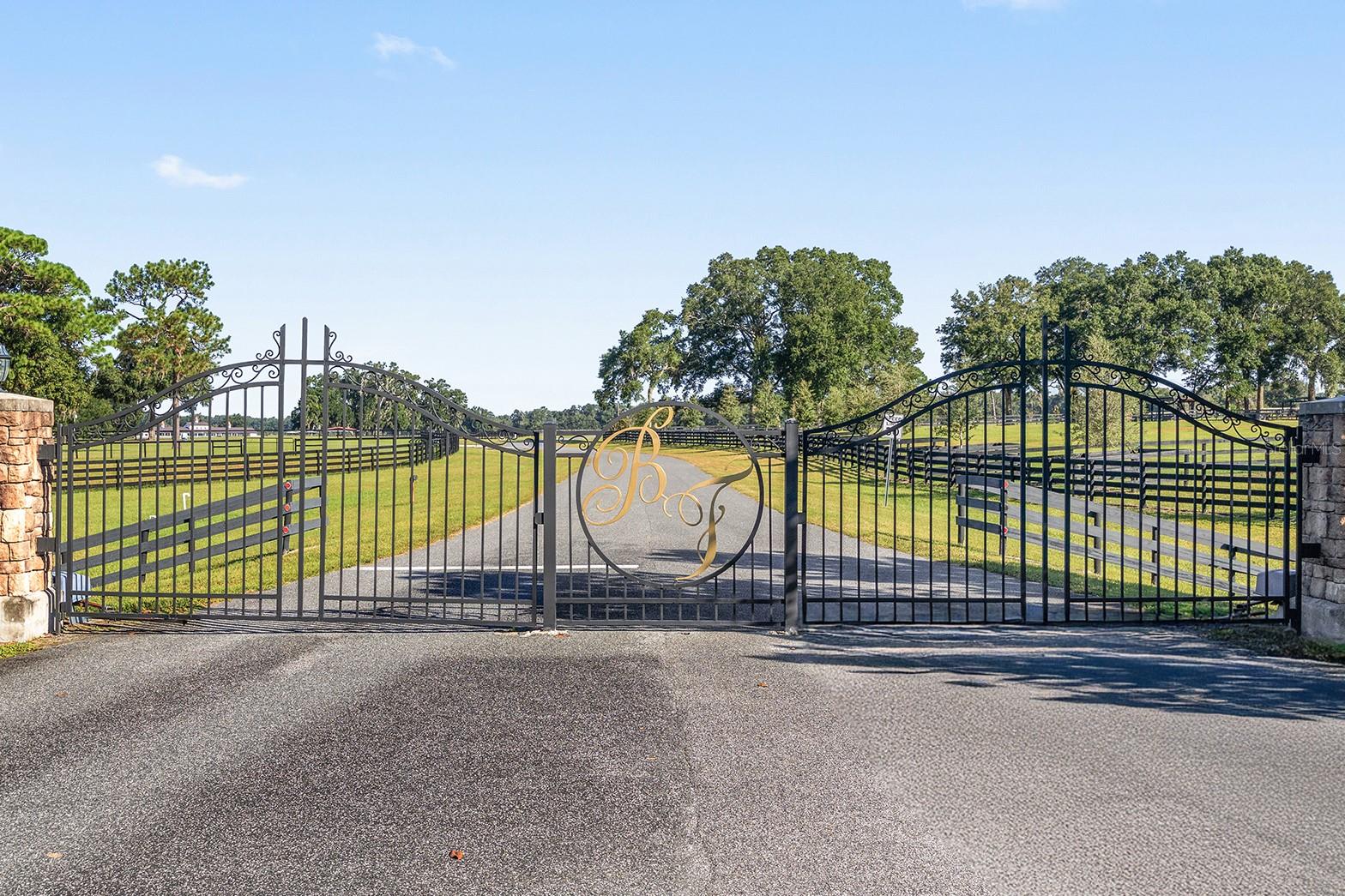 BELLEMONT FARMS - Land