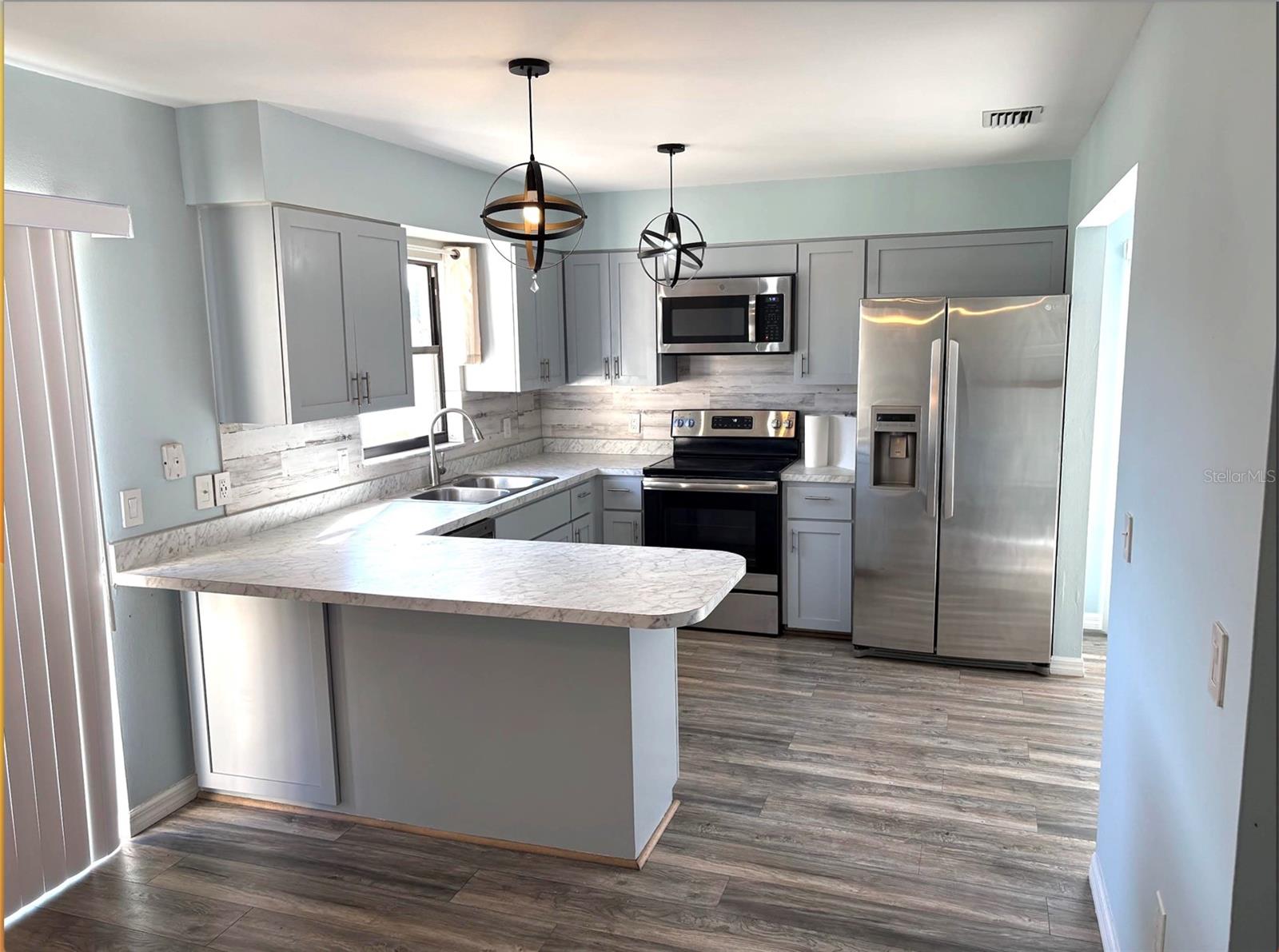 FIVE LAKES 1 & 1C - Residential