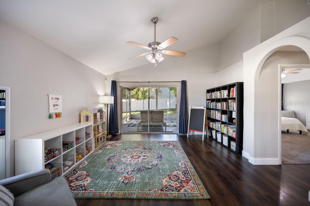 MINNEOLA HIGH POINTE PH 01 LT 01 - Residential