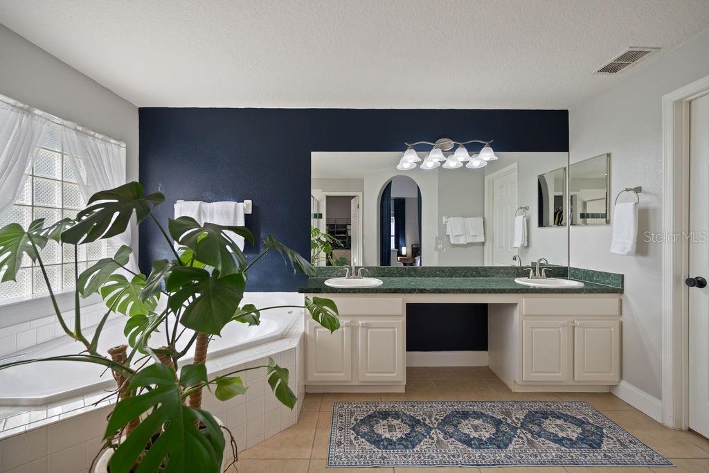MINNEOLA HIGH POINTE PH 01 LT 01 - Residential