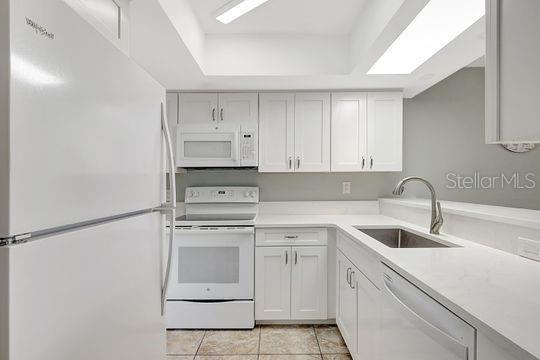 MCCALLS BEACH CASTLE - Residential