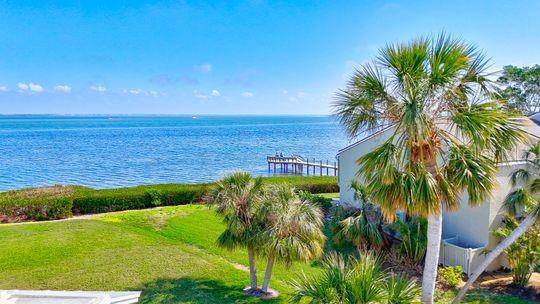 MCCALLS BEACH CASTLE - Residential