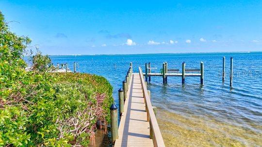 MCCALLS BEACH CASTLE - Residential