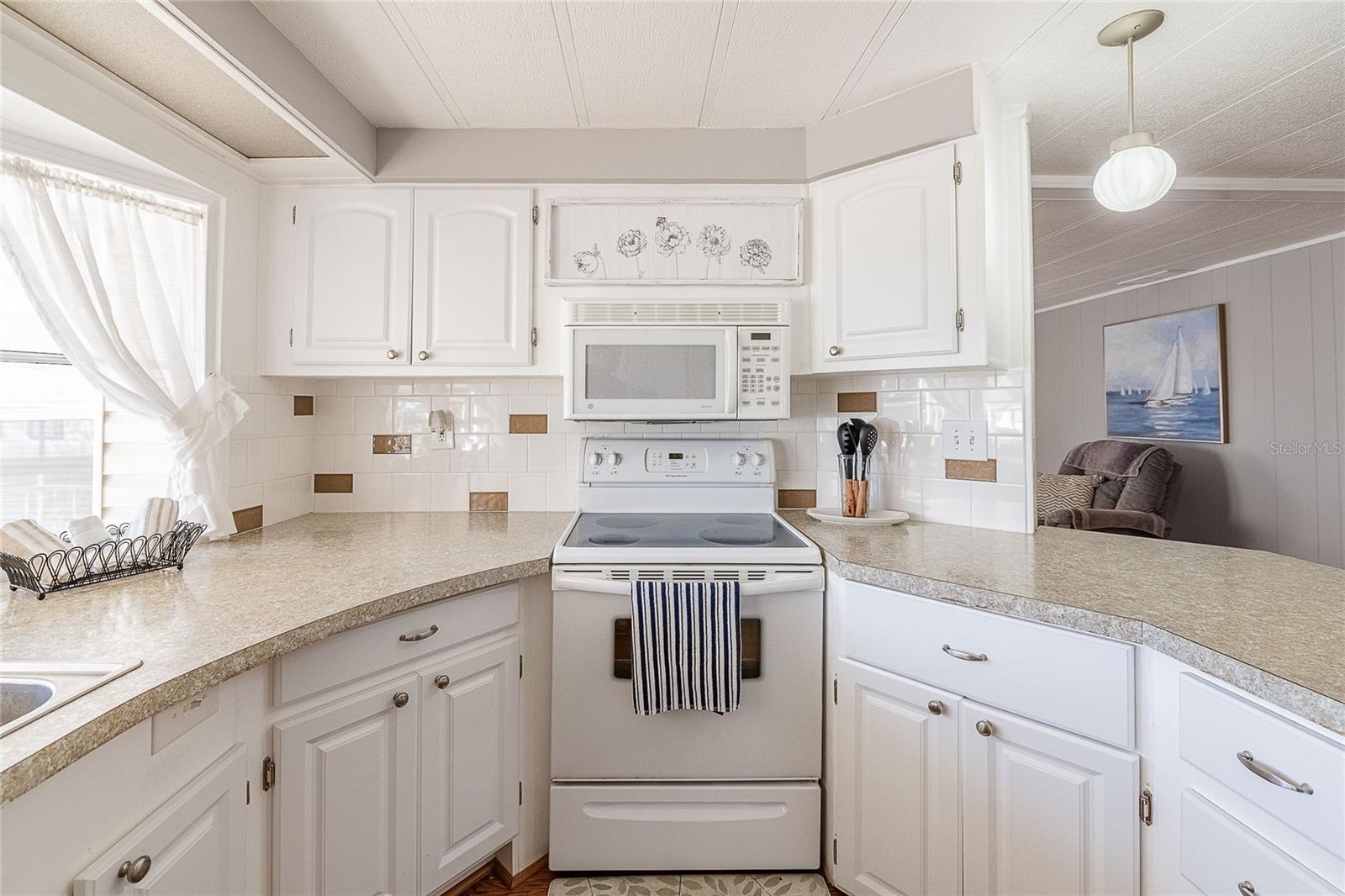 LAKE BETMAR ESTATES - Residential