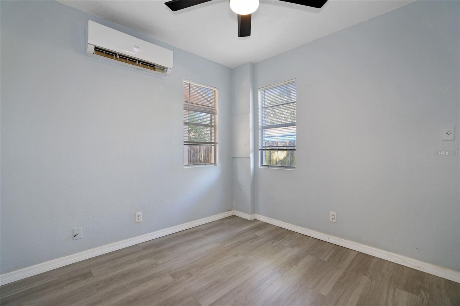 ROOSEVELT GROVES - Residential Lease