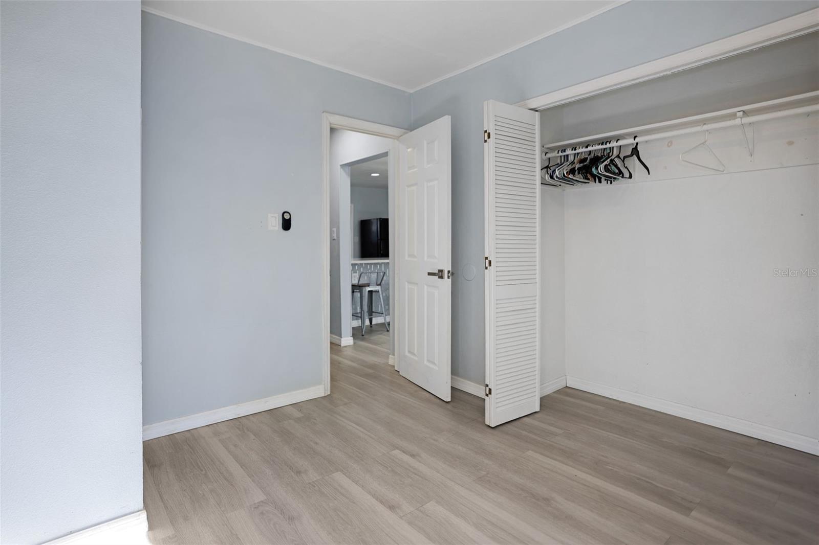 ROOSEVELT GROVES - Residential Lease