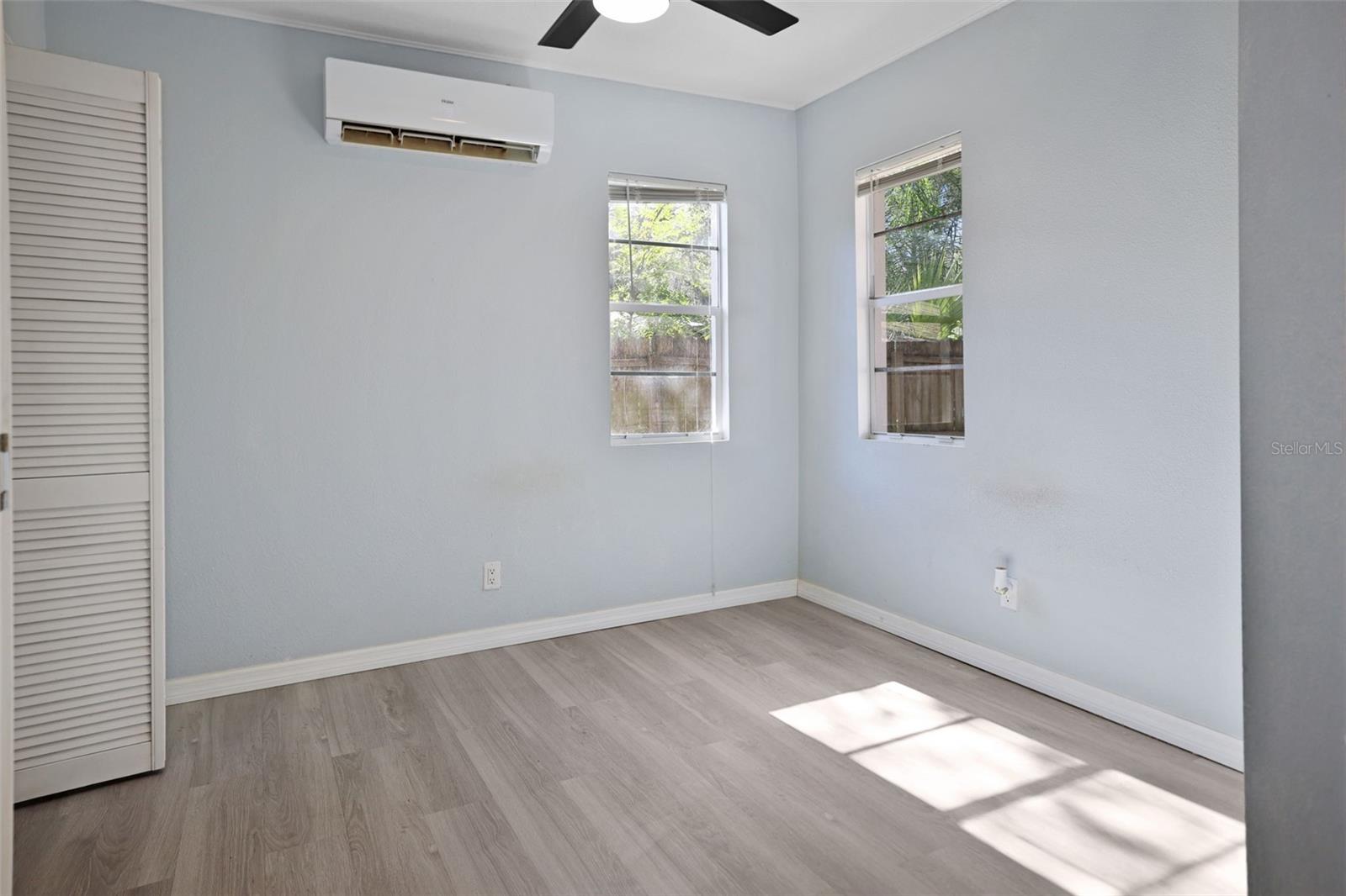 ROOSEVELT GROVES - Residential Lease