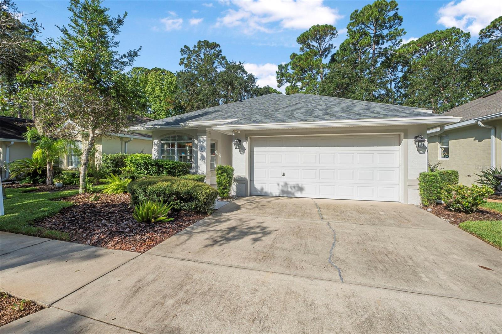 37 W WATERSIDE PARKWAY