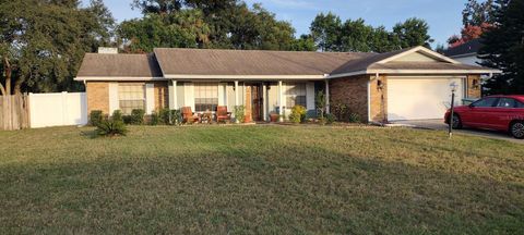 Photo of 2091 Oldham Avenue, Deltona, FL 32725 (MLS # O6383853)
