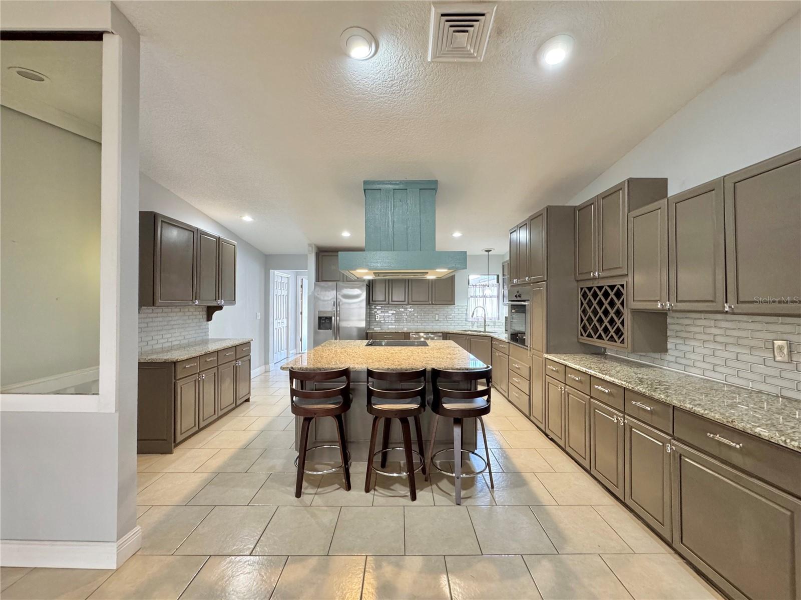 HARTRIDGE POINTE CONDO - Residential Lease