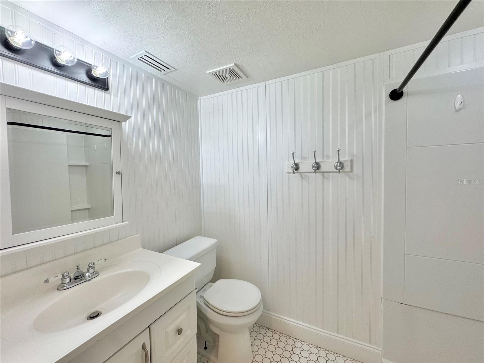 HARTRIDGE POINTE CONDO - Residential Lease