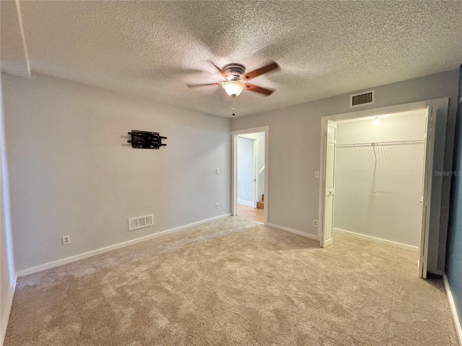 HARTRIDGE POINTE CONDO - Residential Lease