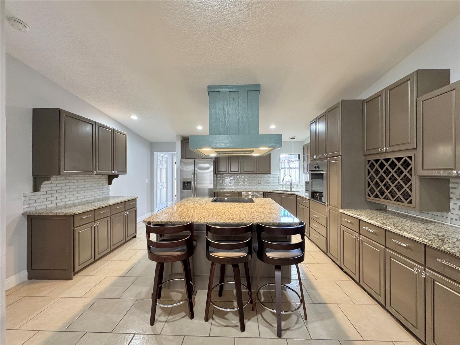 HARTRIDGE POINTE CONDO - Residential Lease