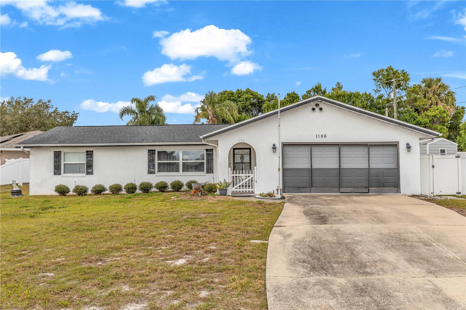 DELTONA LAKES UNIT 07 - Residential