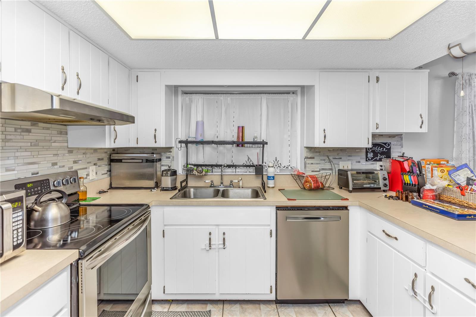 DELTONA LAKES UNIT 07 - Residential