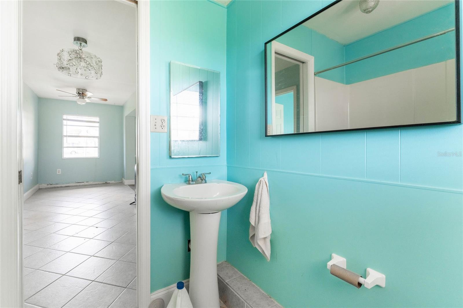 GROVELAND - Residential