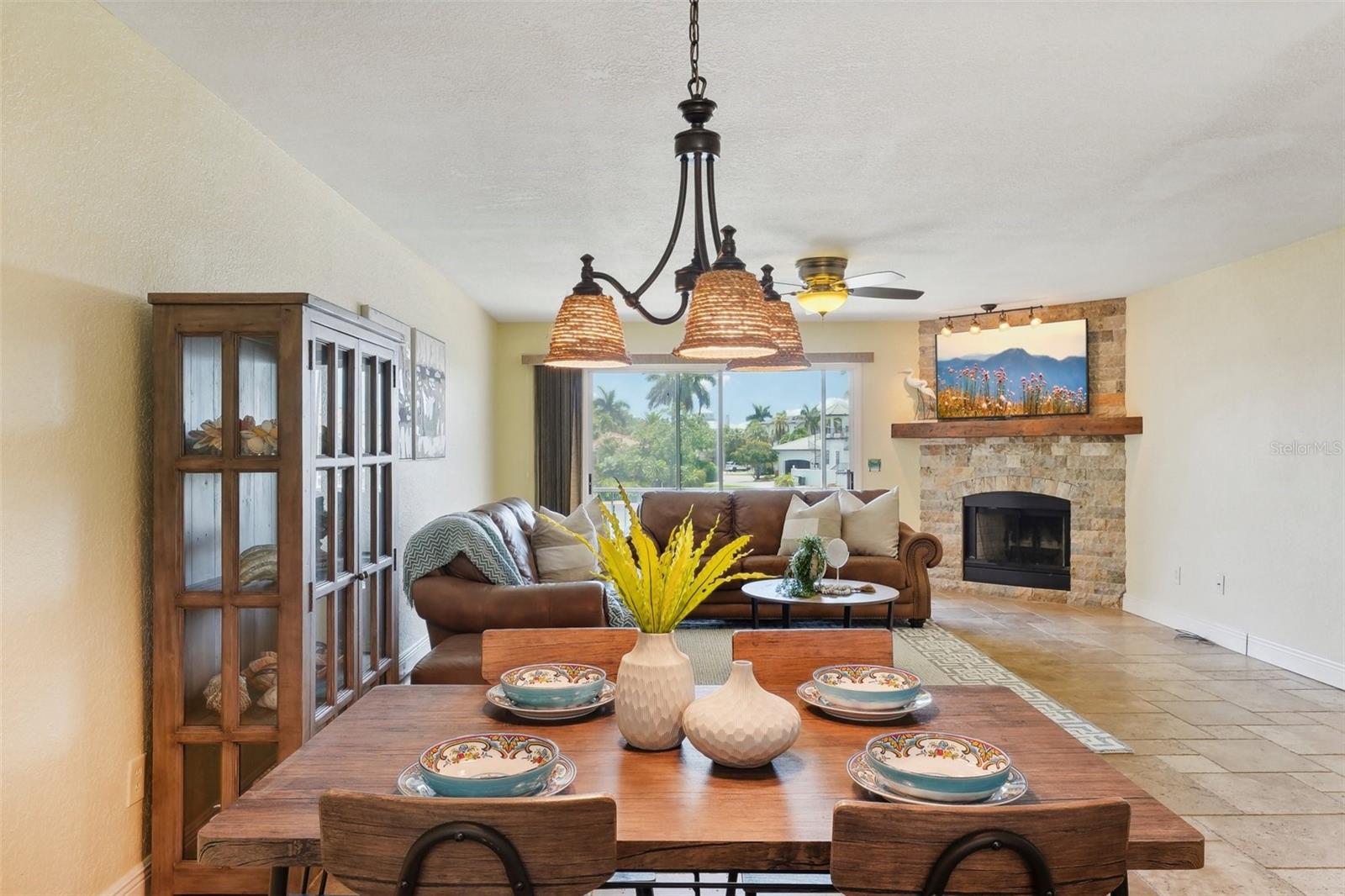 PALM ISLAND TOWNHOMES - Residential