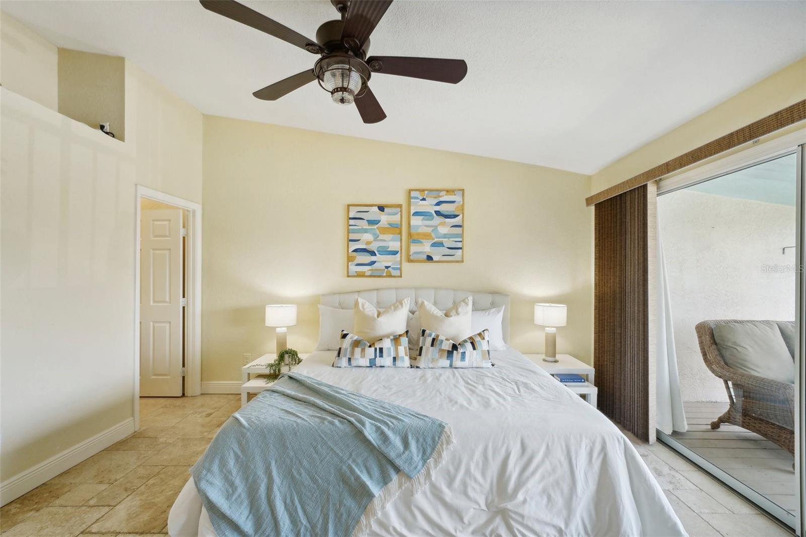 PALM ISLAND TOWNHOMES - Residential