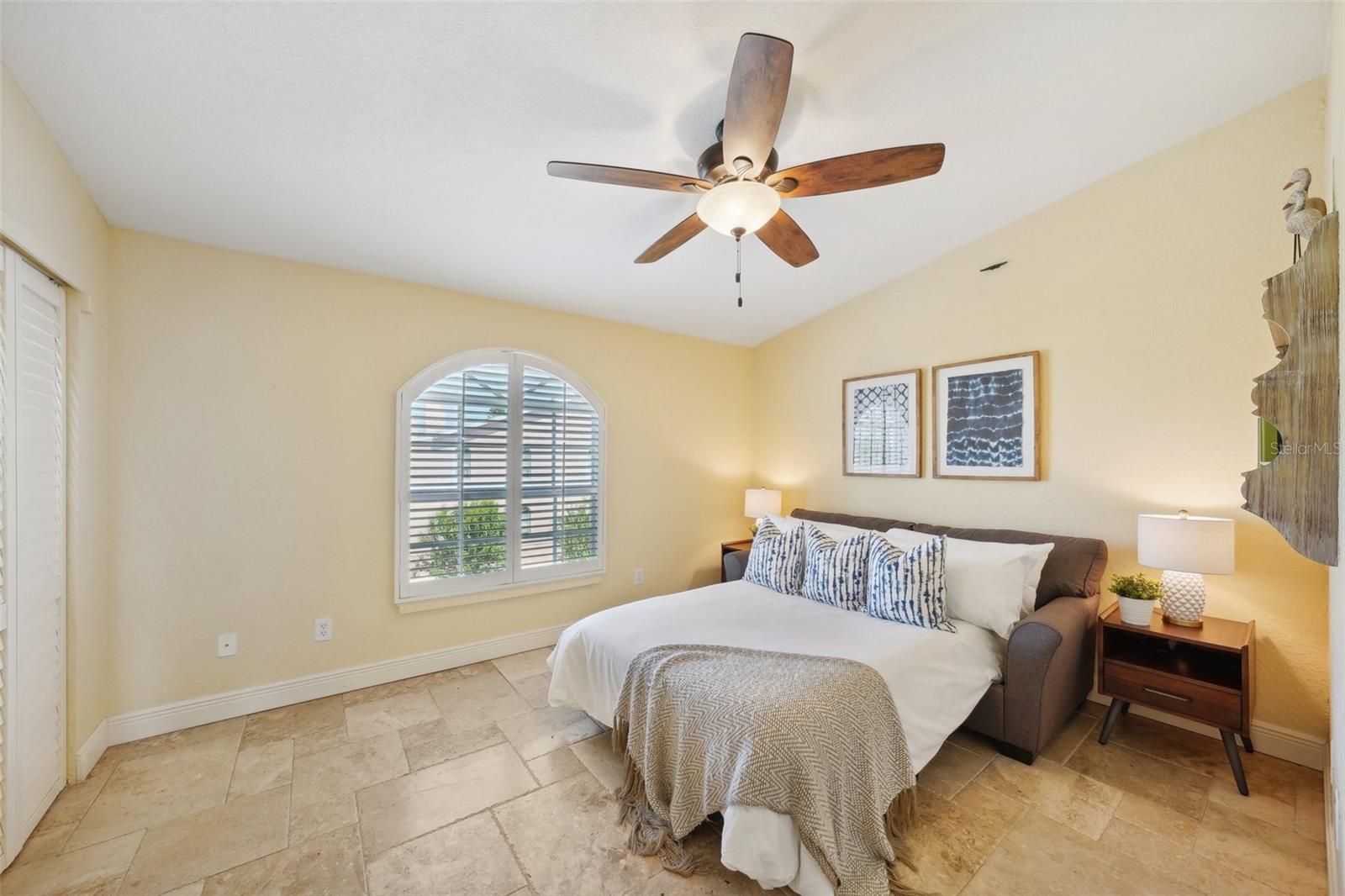 PALM ISLAND TOWNHOMES - Residential