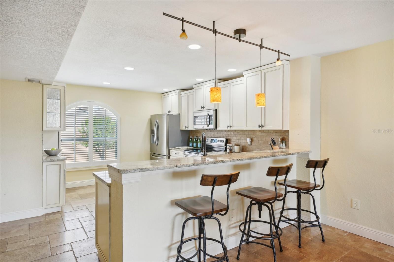 PALM ISLAND TOWNHOMES - Residential