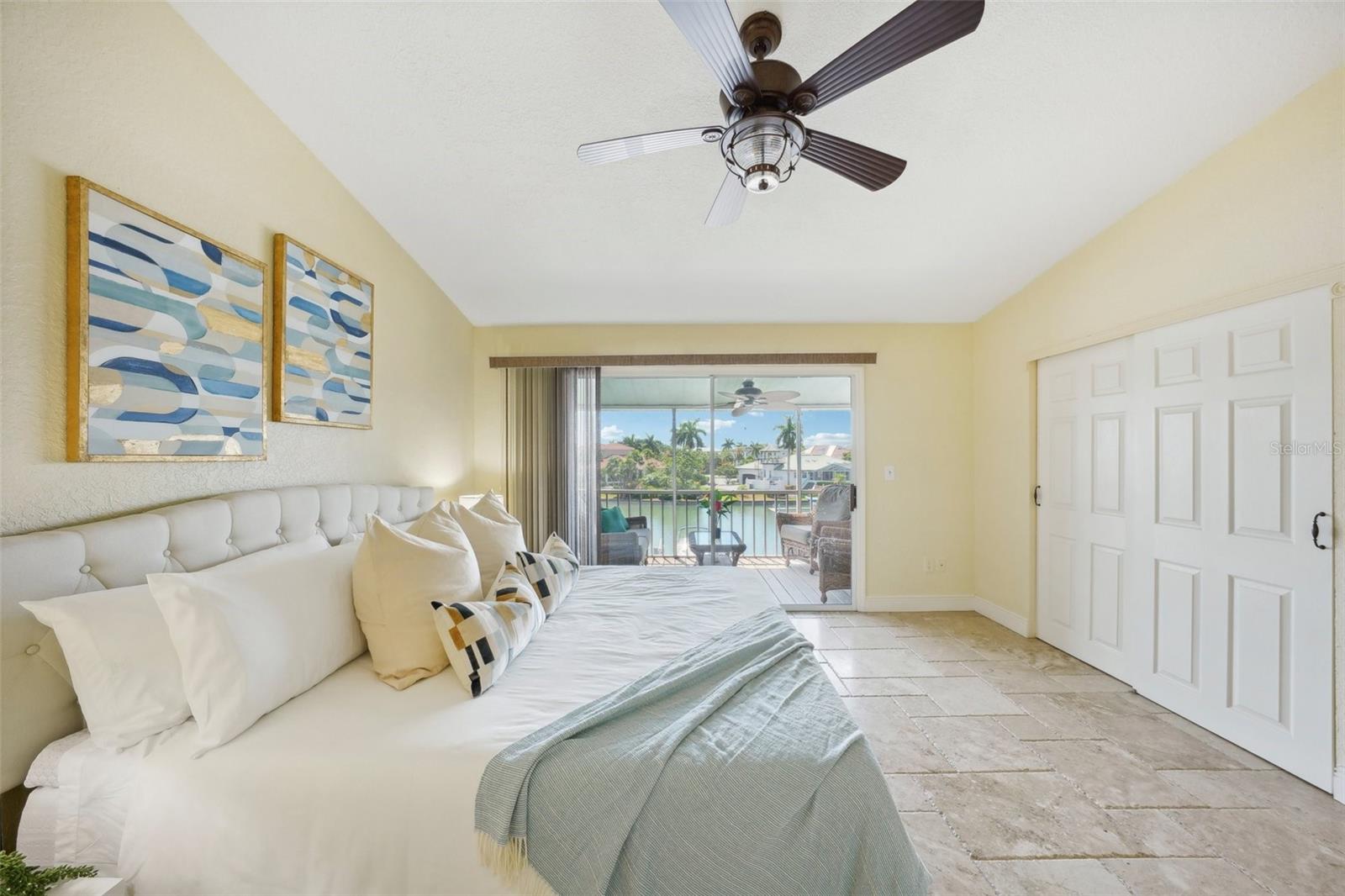 PALM ISLAND TOWNHOMES - Residential