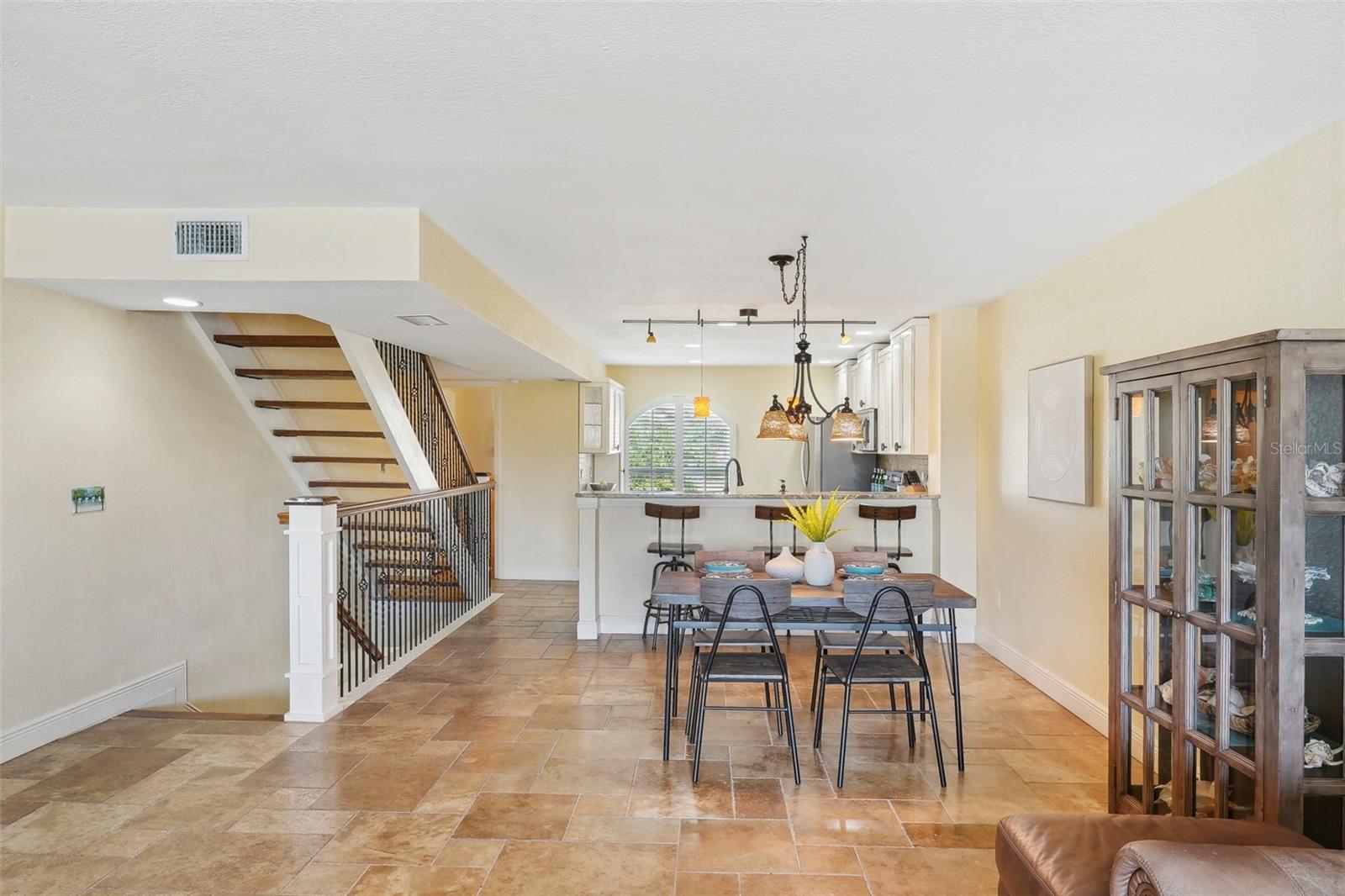 PALM ISLAND TOWNHOMES - Residential