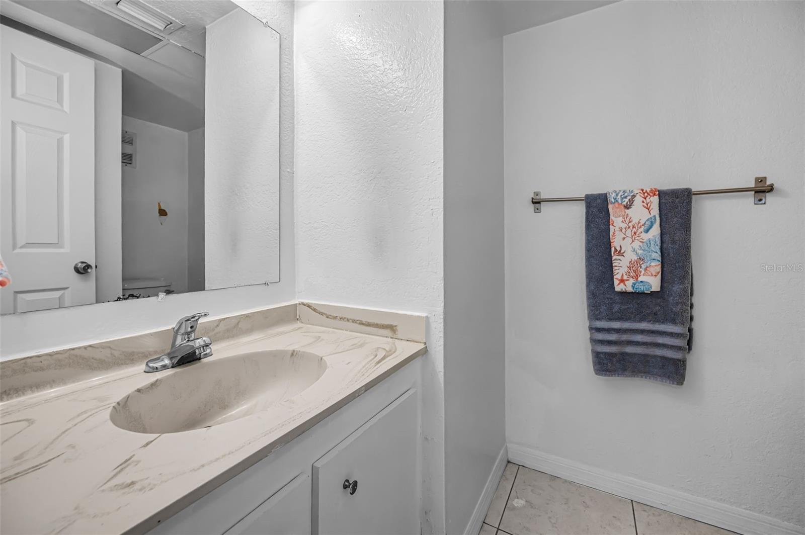 MOORINGS OF MAXIMO CONDO - Residential