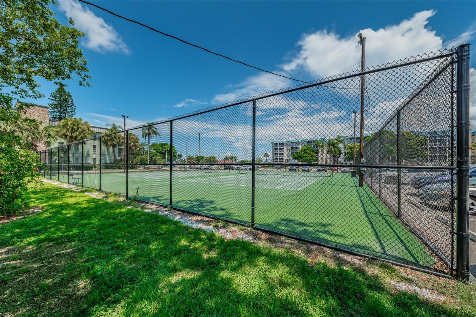 MOORINGS OF MAXIMO CONDO - Residential