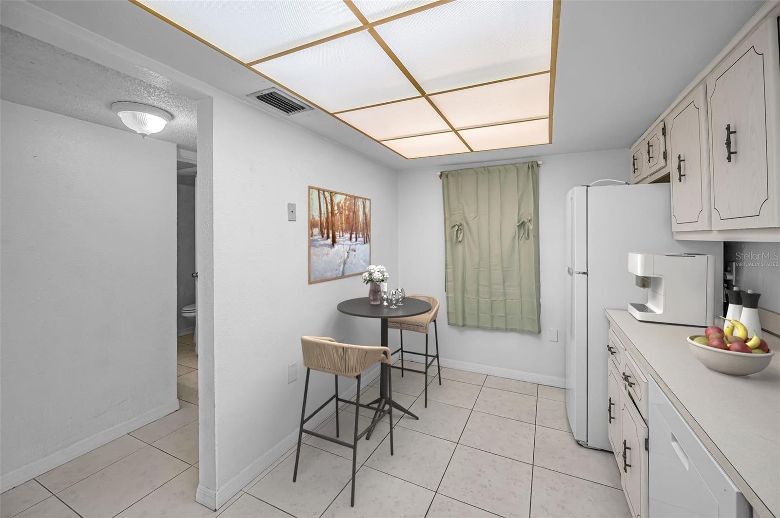 MOORINGS OF MAXIMO CONDO - Residential