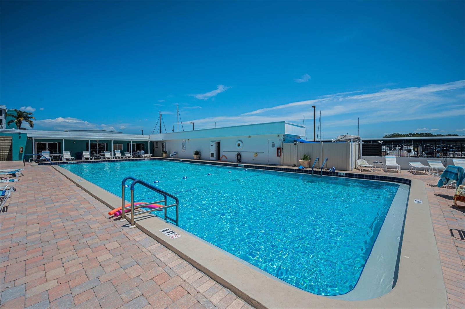 MOORINGS OF MAXIMO CONDO - Residential
