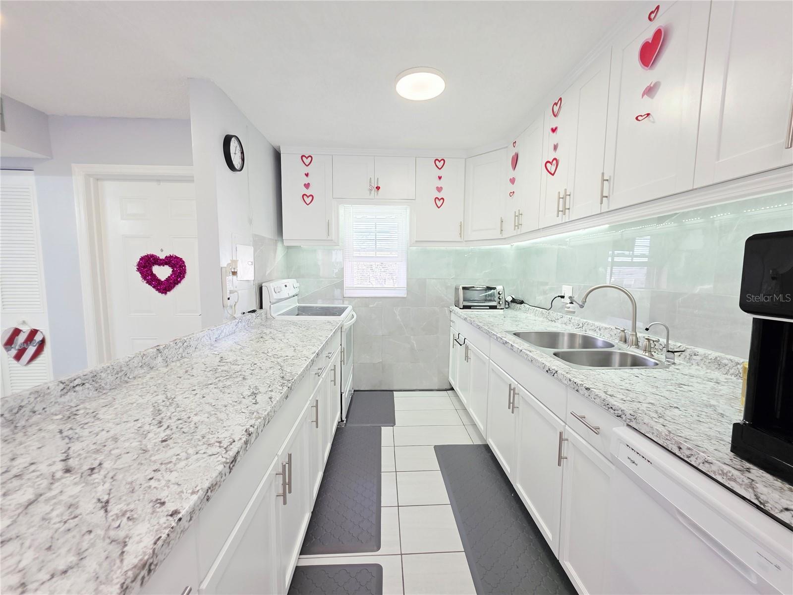 CROSSWINDS COLONY ONE CONDO - Residential